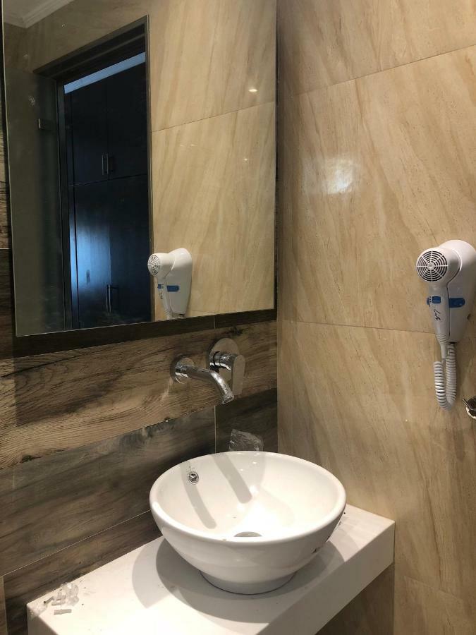 Alrose Apartment Лименария Екстериор снимка